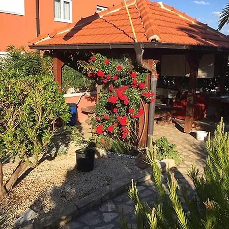 With Parking Space - Torovi - - Pedinka, - 17316 Apartamento *