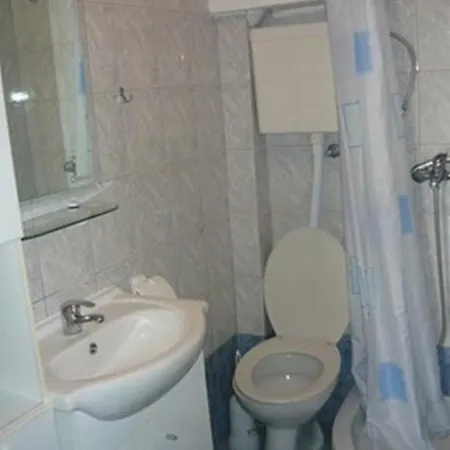 With Parking Space - Torovi - - Pedinka, - 17316 Apartamento Vir