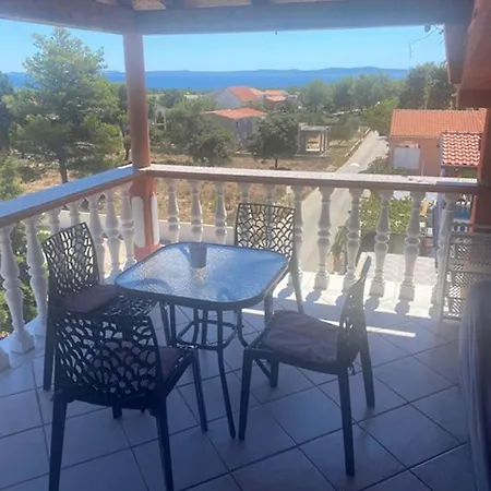 With Parking Space - Torovi - - Pedinka, - 17316 * Vir