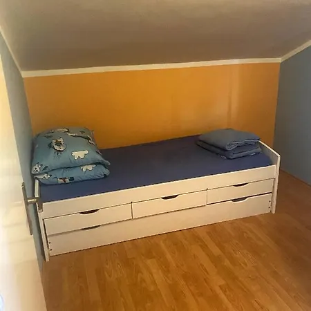 Apartamento With Parking Space - Torovi - - Pedinka, - 17316