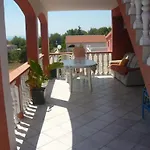 With A Parking Space - Torovi - - Pedinka, - 17316 Apartman