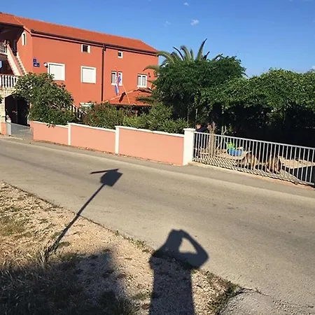 With Parking Space - Torovi - - Pedinka, - 17316 *